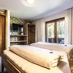 Haus Stuettler Duchscherer Bed & Breakfast 3*